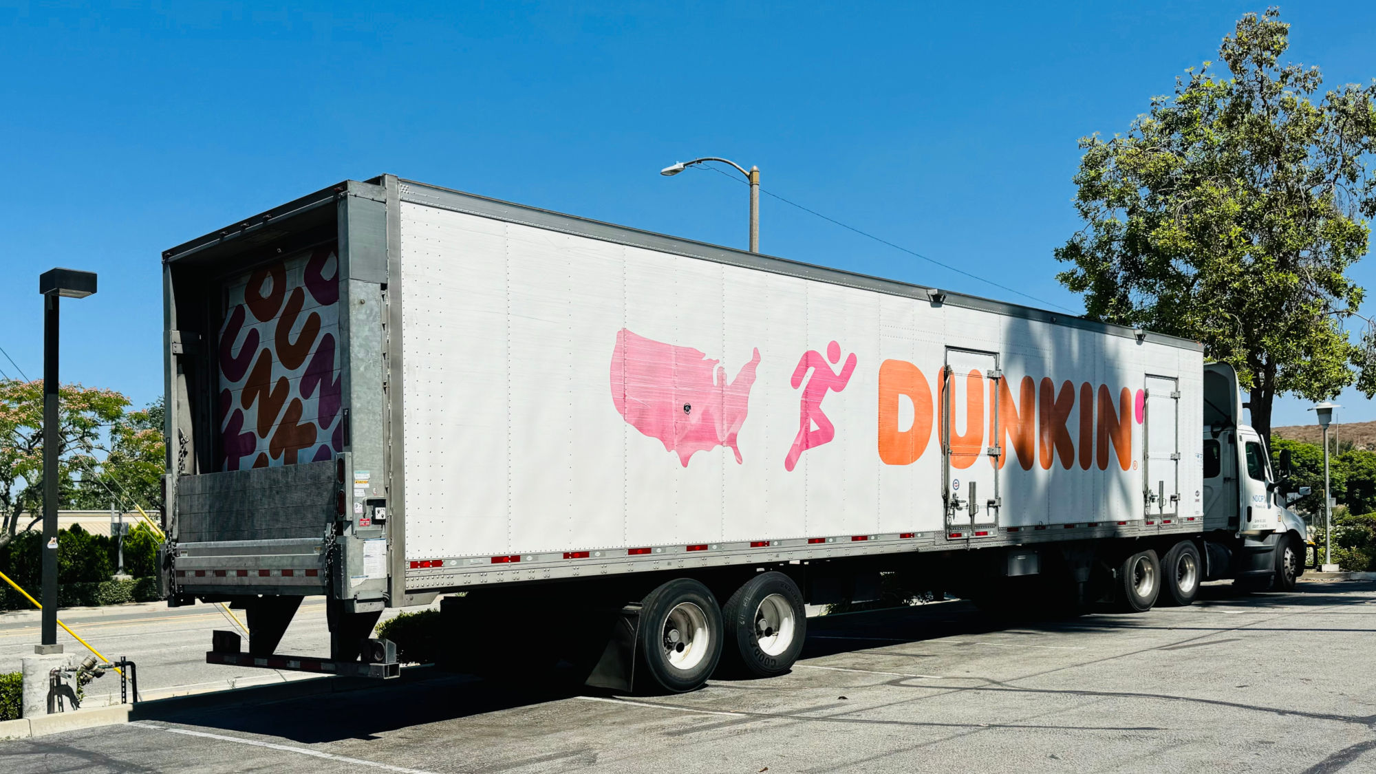 Dunkin' Truck