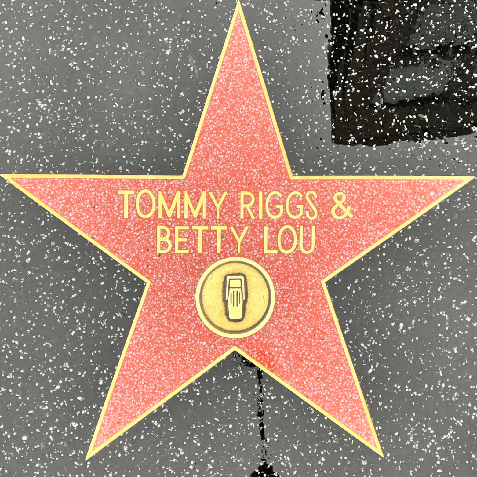 Tommy Riggs & Betty Lou's Radio Star