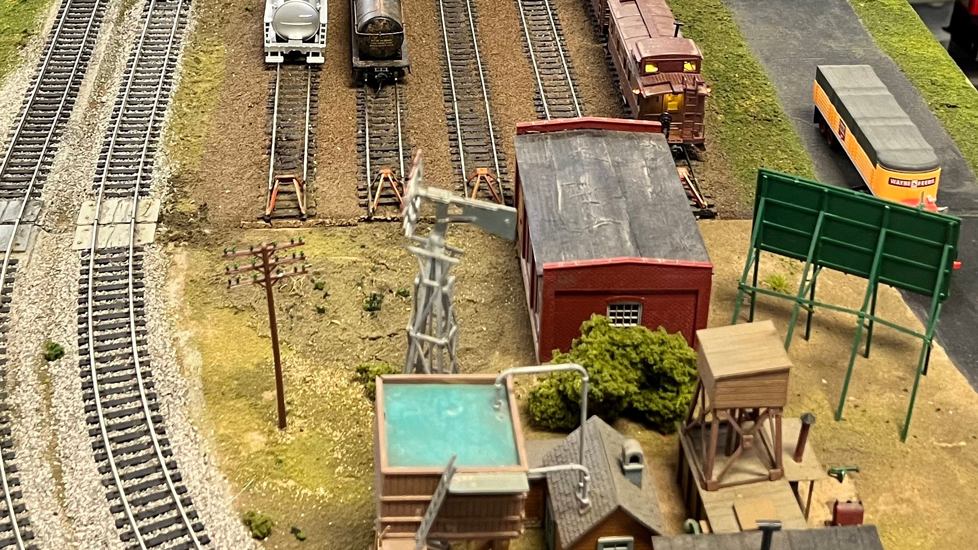Model Railroad Train Yard