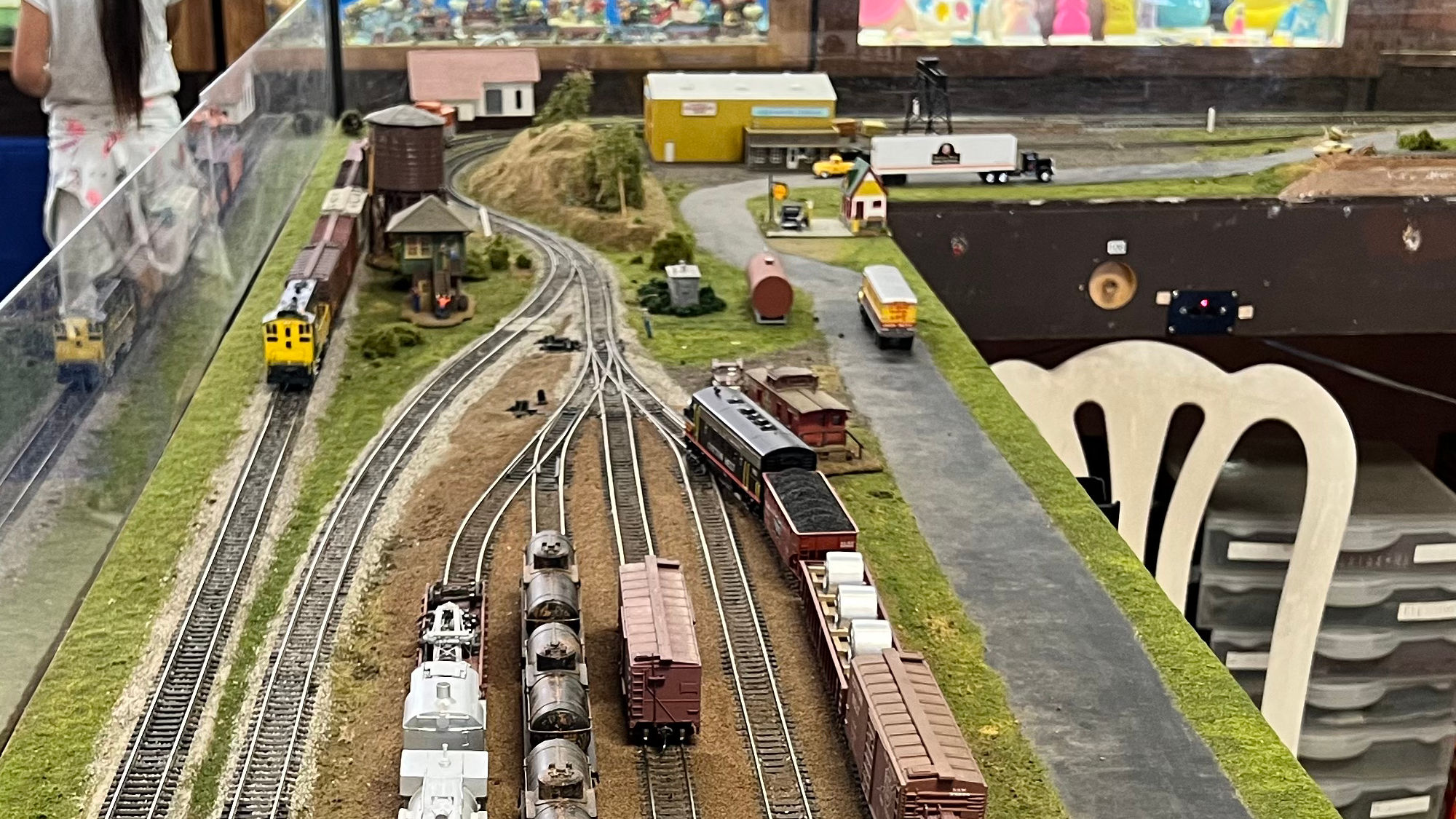 Model Railroad Train Yard