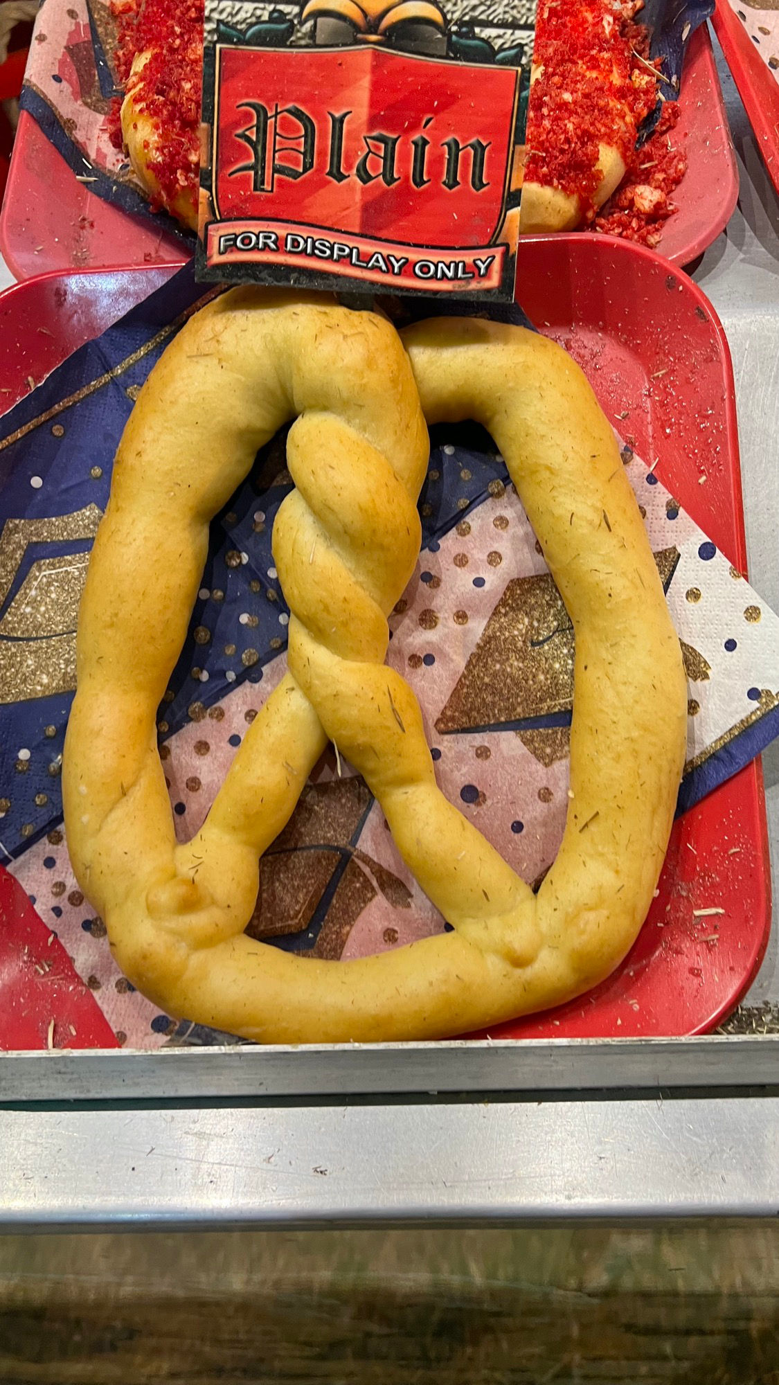 Pretzel Plain