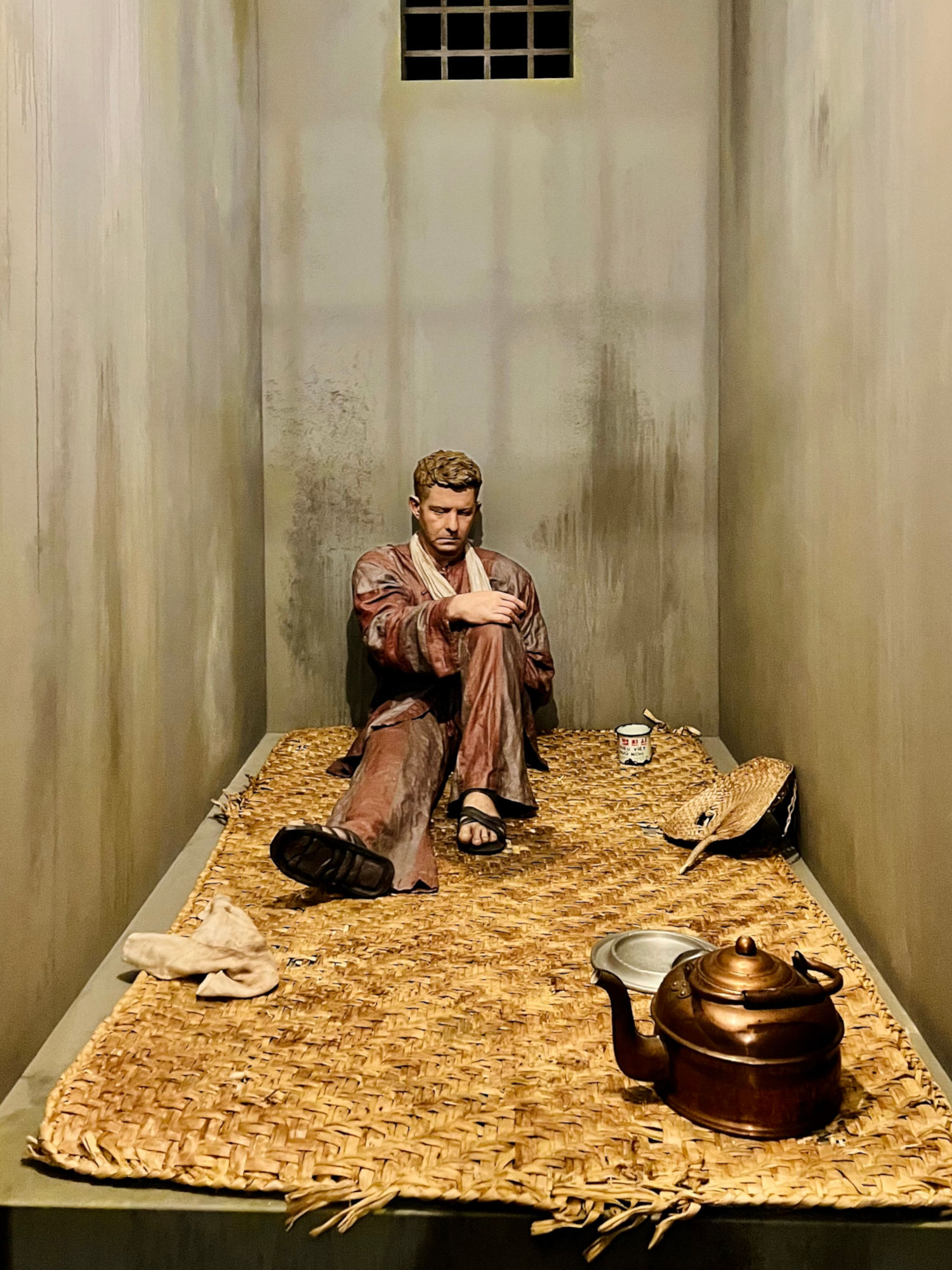 Hanoi Hilton Prop Cell