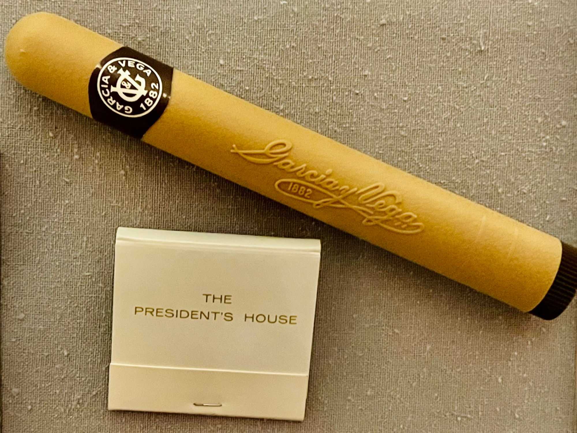 White House POW Dinner Cigar and Matchbook