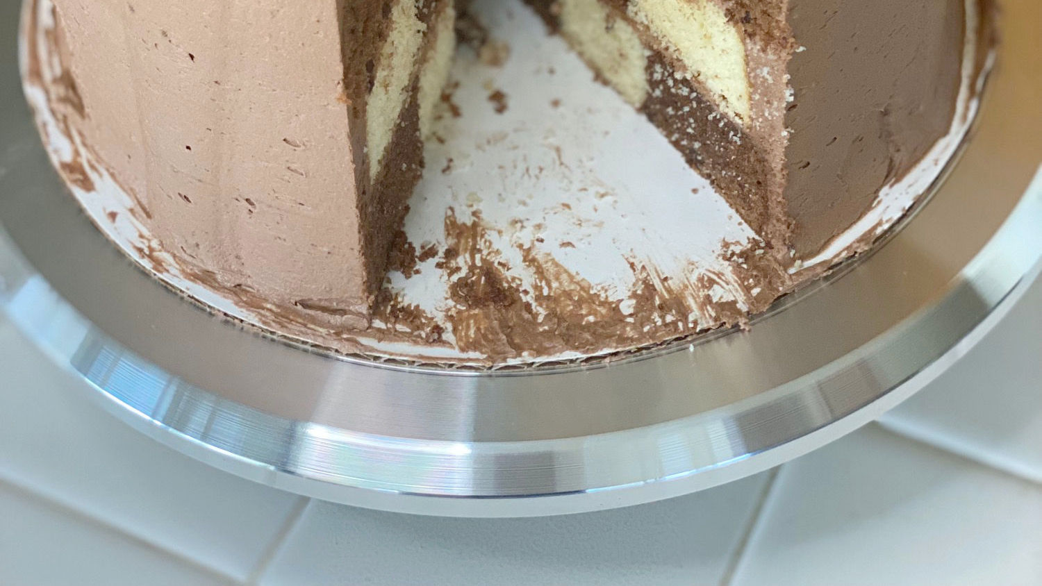 Revolving Cake Stand