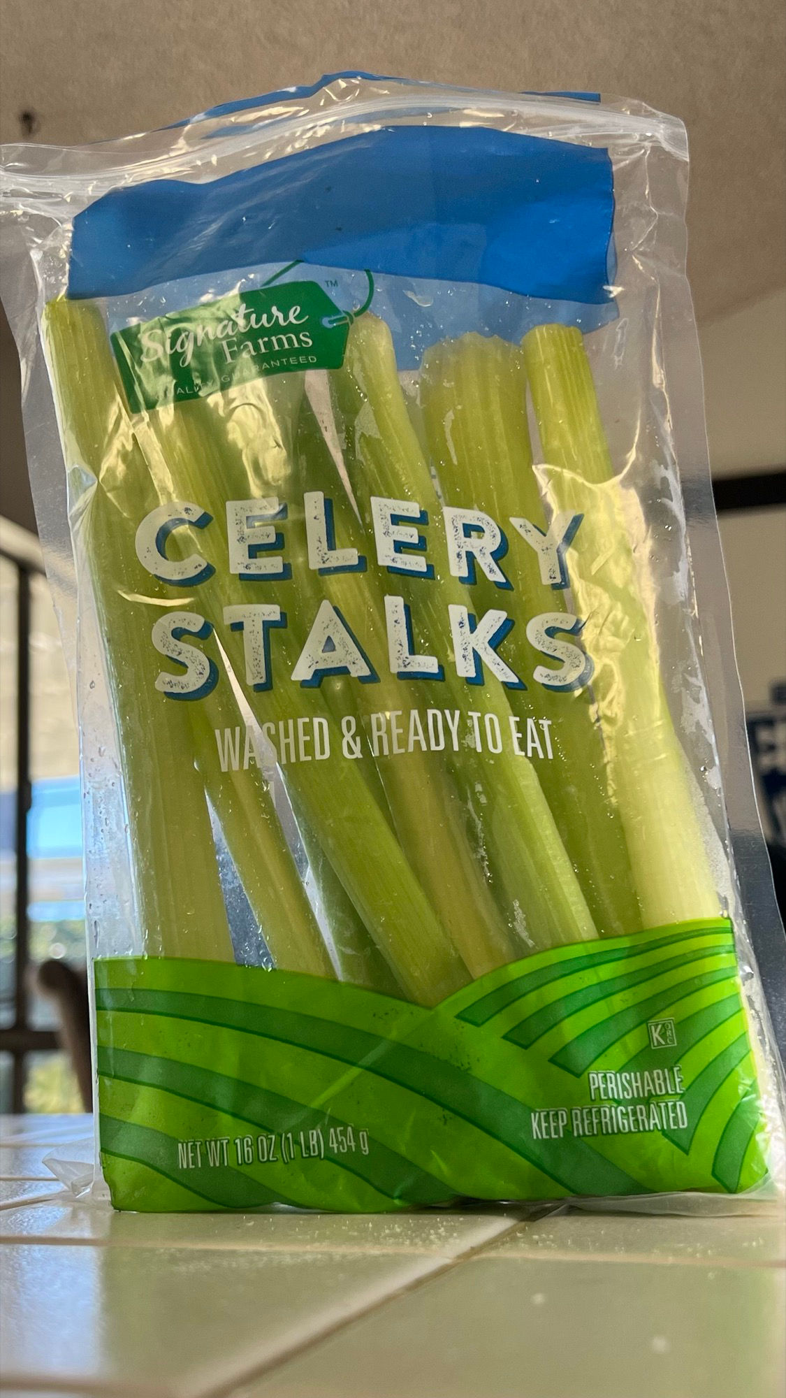 Celery Sticks Signature Farms