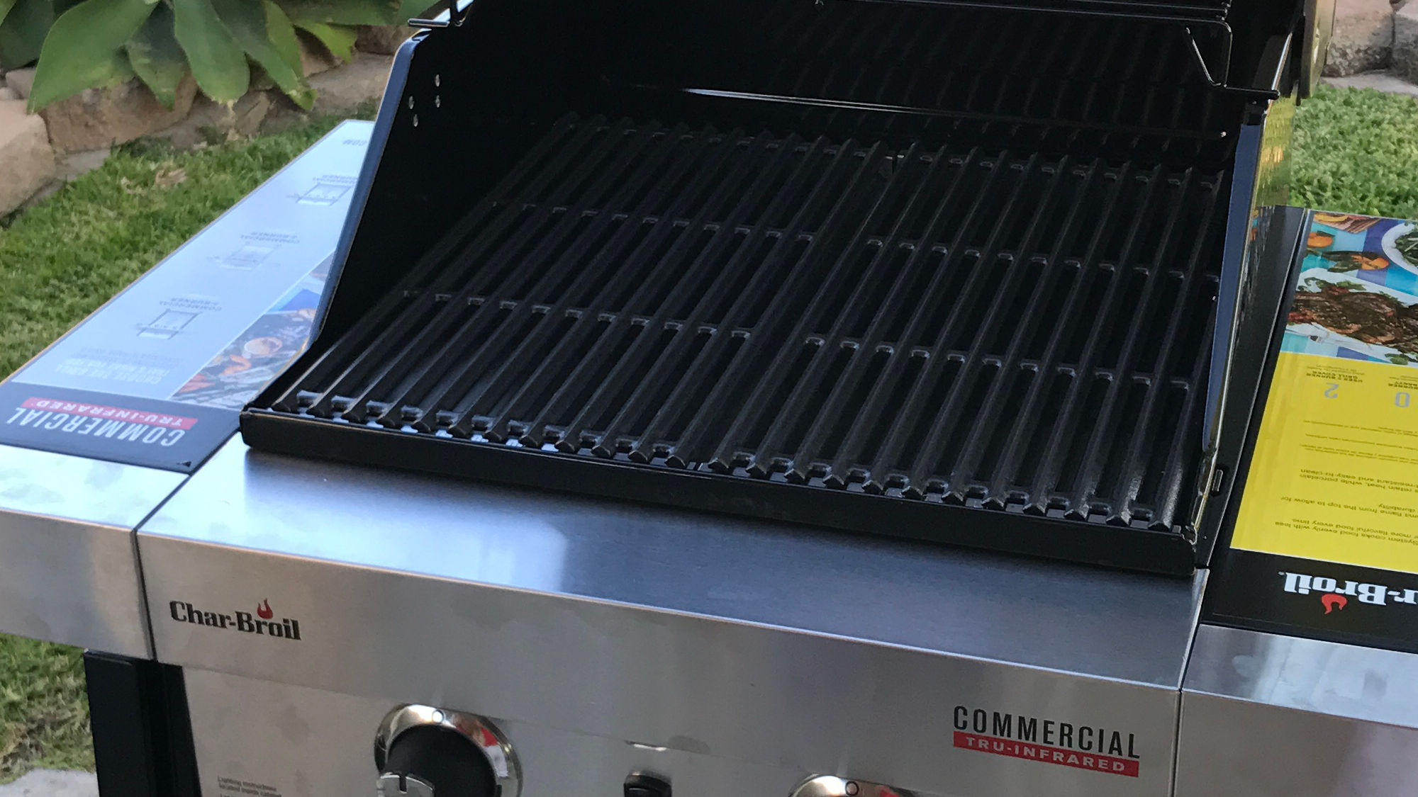 Char-Broil 2 Burner Tru-Infrared Gas Grill