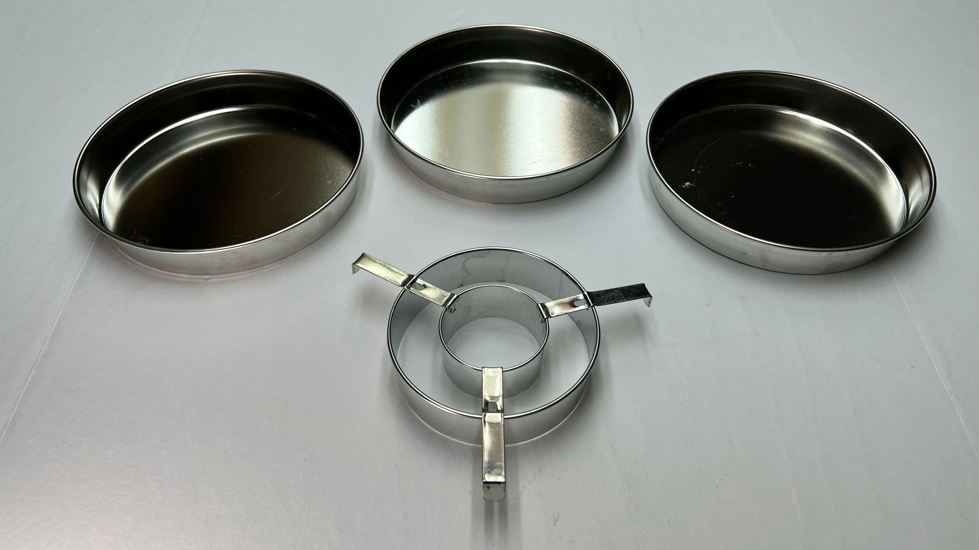 Checkerboard Pan Set Divider