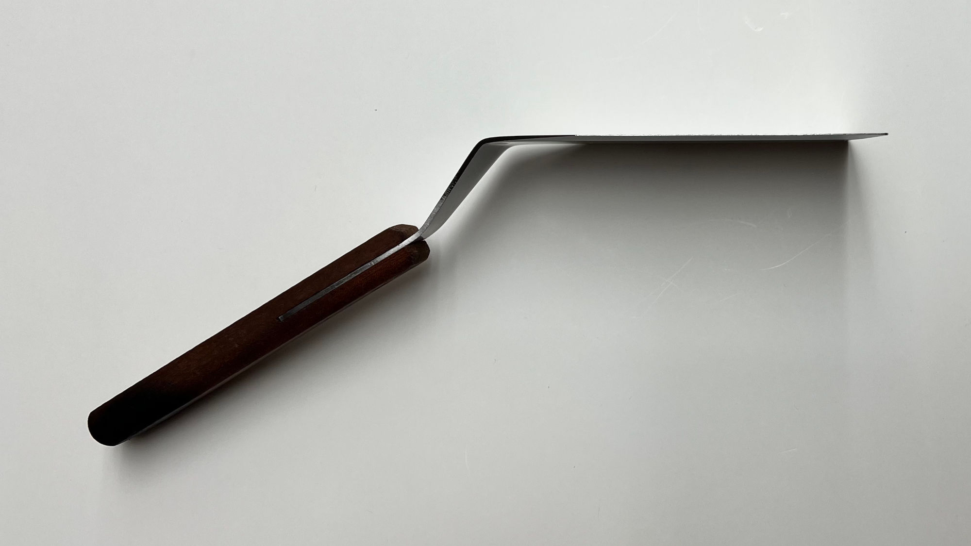 Sharp Mannkitchen Spatua Sharp