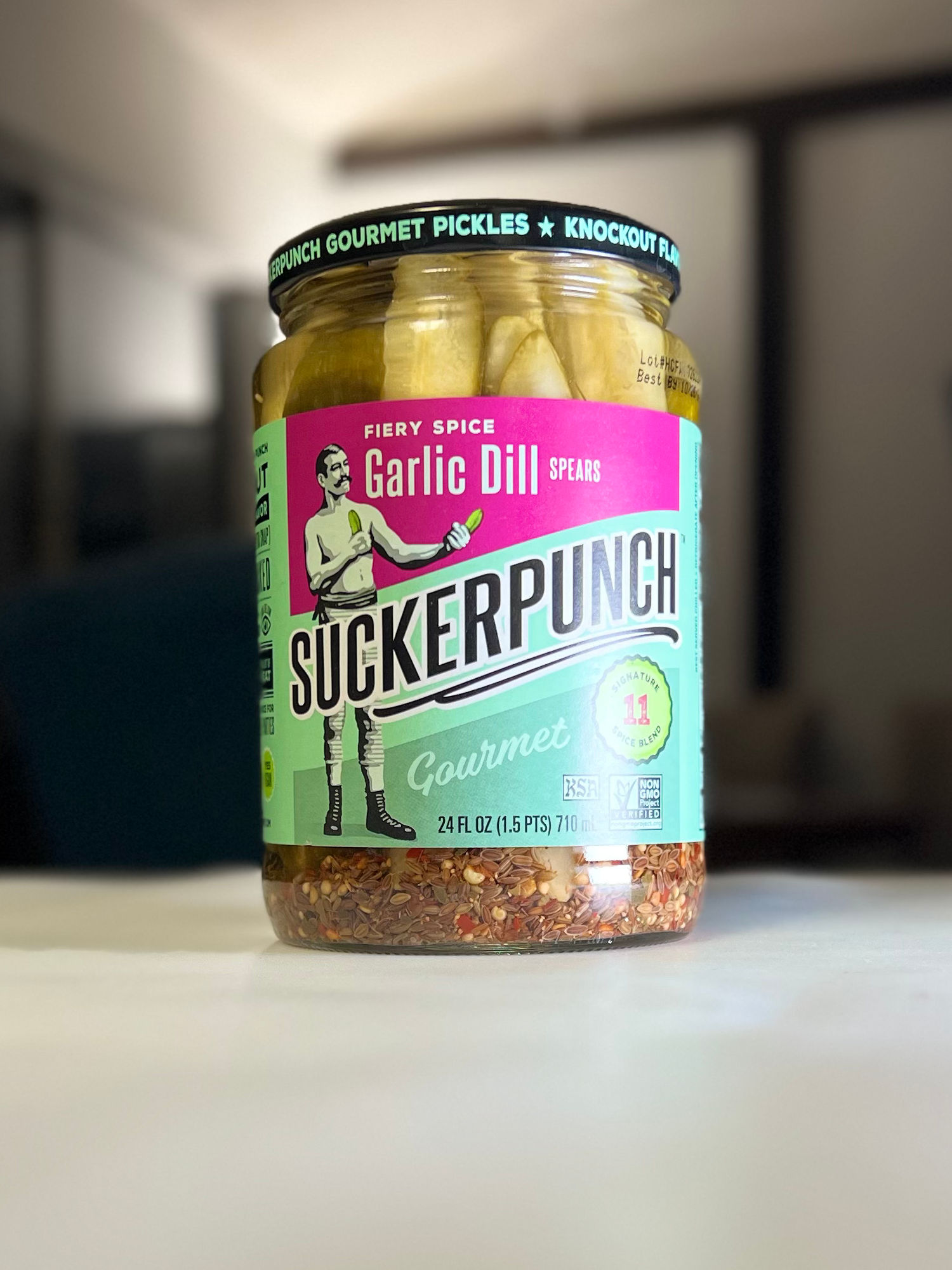 SuckerPunch Garlic Dill Spears
