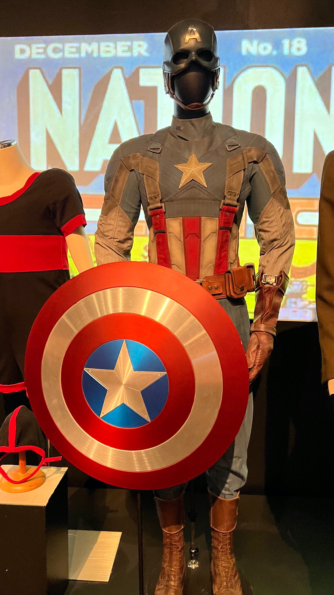Captain America Chris Evans WWII Uniform
