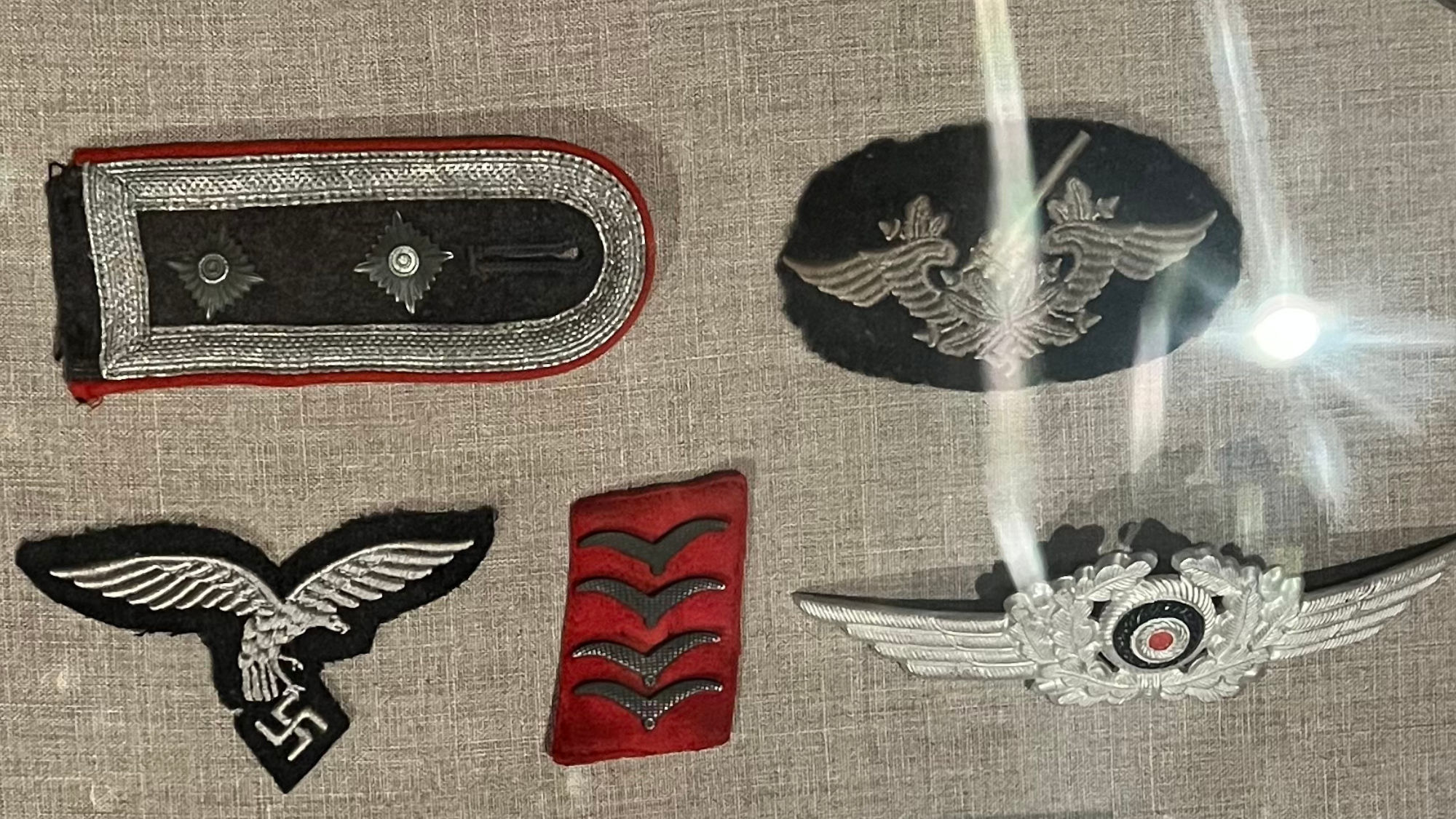 Luftwaffe Oberfeldwebel Collar Tab