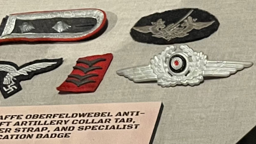 Luftwaffe Oberfeldwebel Collar Tab