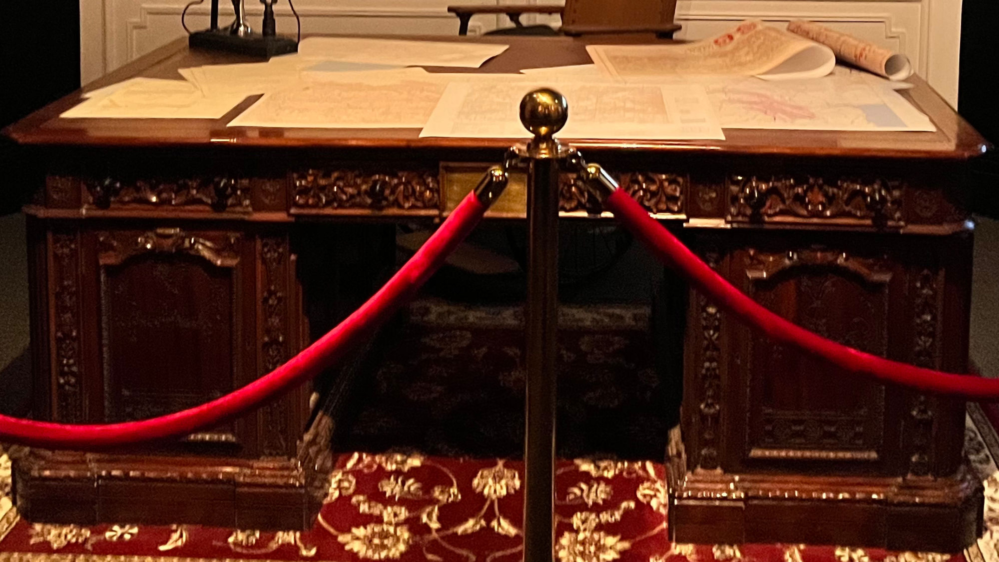 WWII Resolute Desk